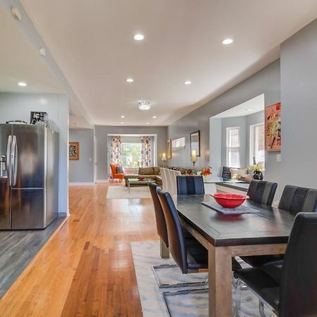 Spacious 5-Br House Near Transit W Parking シカゴ エクステリア 写真